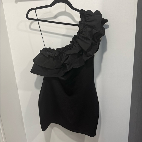 Off The Shoulder Ruffle Dress - Picture 1 of 3